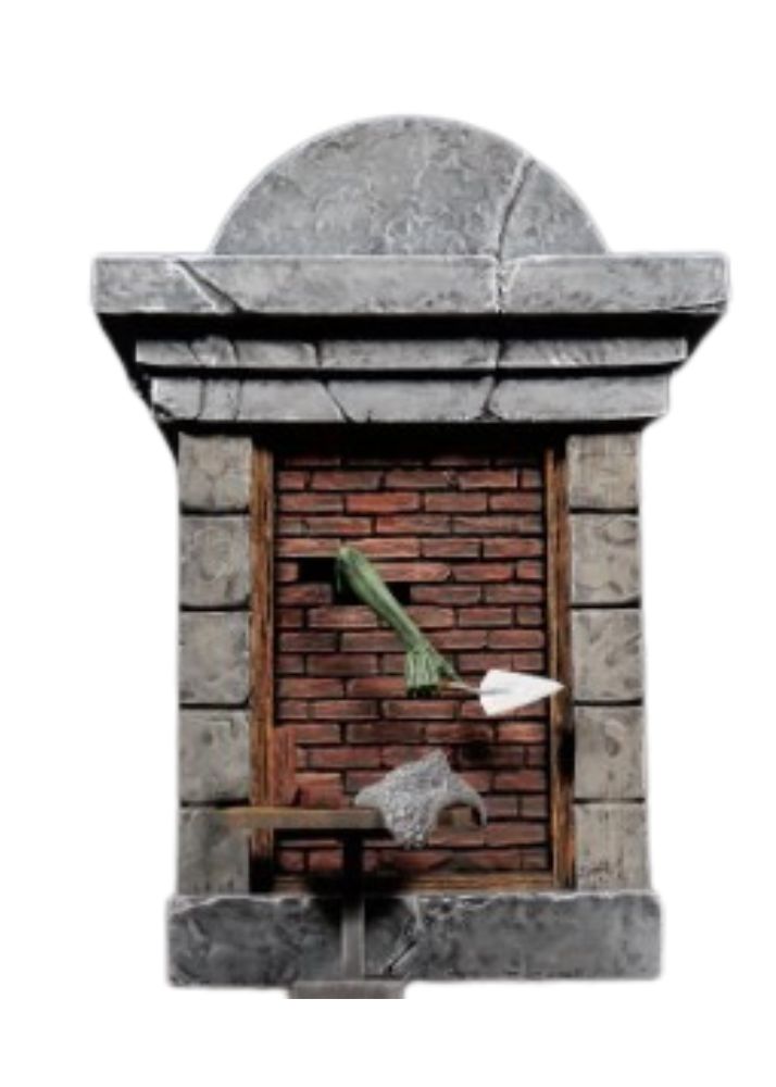 #4205 - HM Bricklayer Crypt (Not Animatronic)