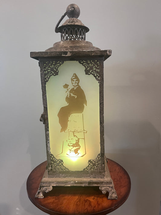 Haunted Mansion Stretching Portraits Lantern
