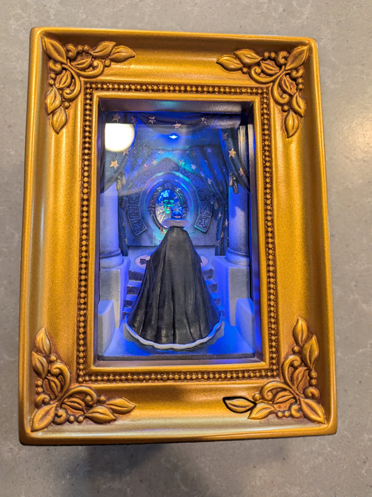 Gallery of Light - Snow White - Evil Queen at the Mirror
