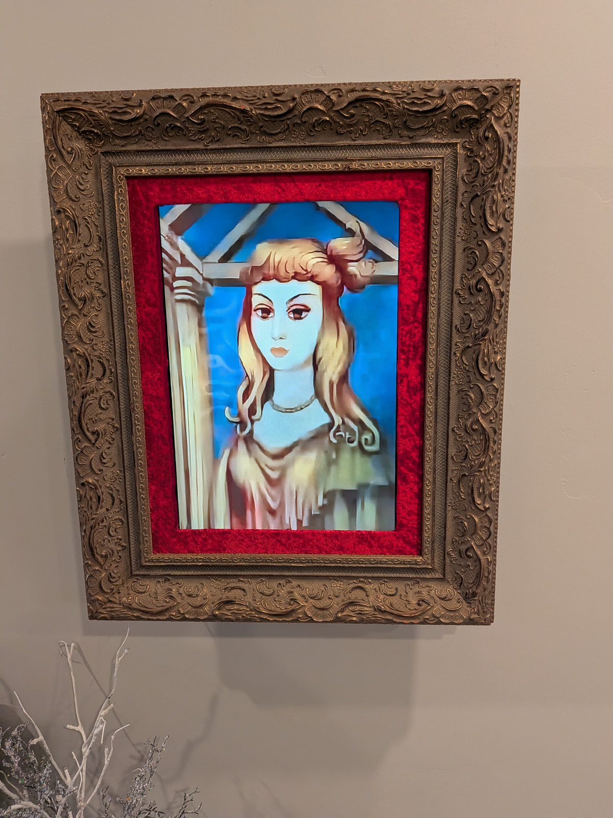 #4104 - Animated Frame Prop- Medium Portrait