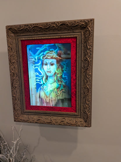 #4104 - Animated Frame Prop- Medium Portrait